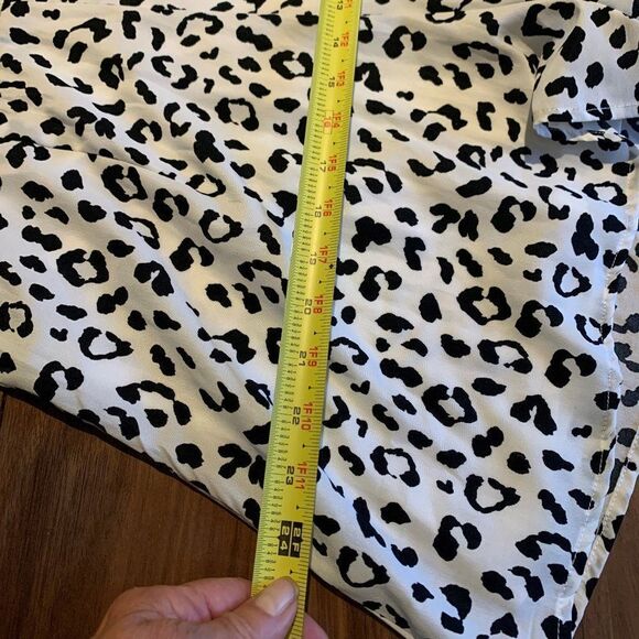 TCEC Romper, NWOT, sz L, white with black leopard print, lined - Picture 10 of 16